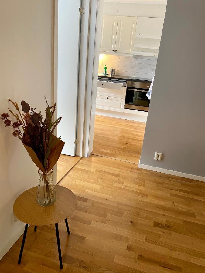 Frasch Och Fin 2:A. Gangavstand Till Stromstads Centrum Kültér fotó